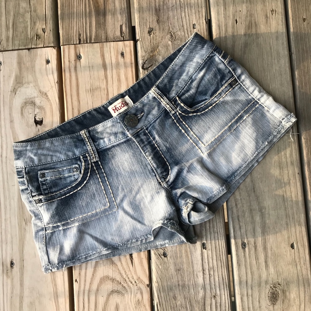 🍁 Mudd Acid wash Shorts Super Cute Size 11